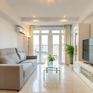 Charming 3 Bedroom At Triana Center By Oui Apartamento Sevilla